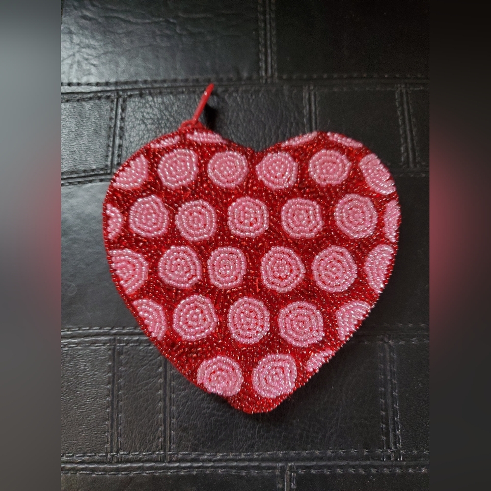 Elegant Red and Pink Beaded Heart Coin Purse